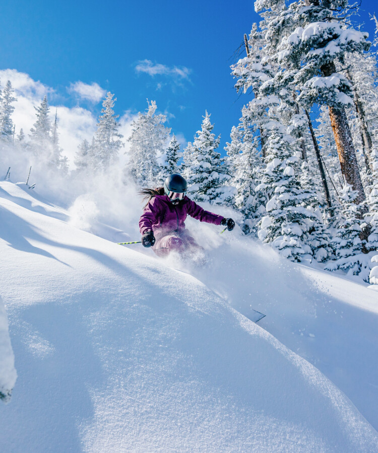 10 Tips for Teens, Tweens, and Their Parents for an Awesome Ski Vacation